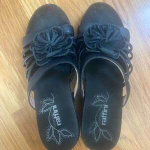 raffini flower sandals